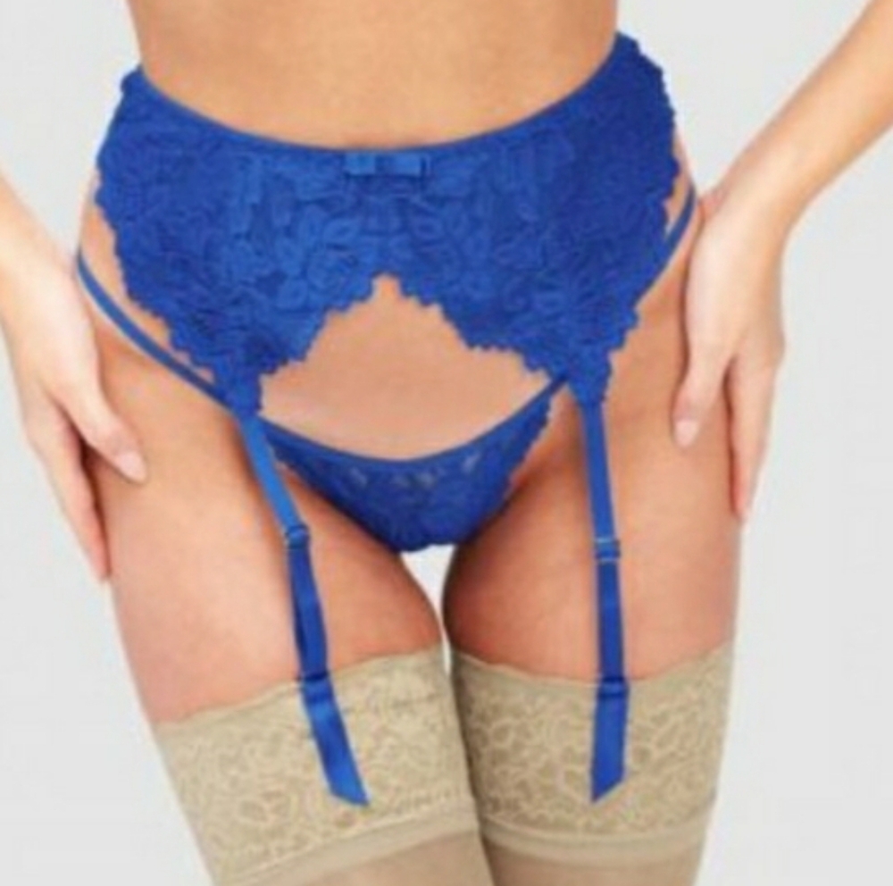 Frederick's of Hollywood Garter Belt